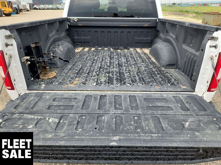 2020-ford-f150-image-14