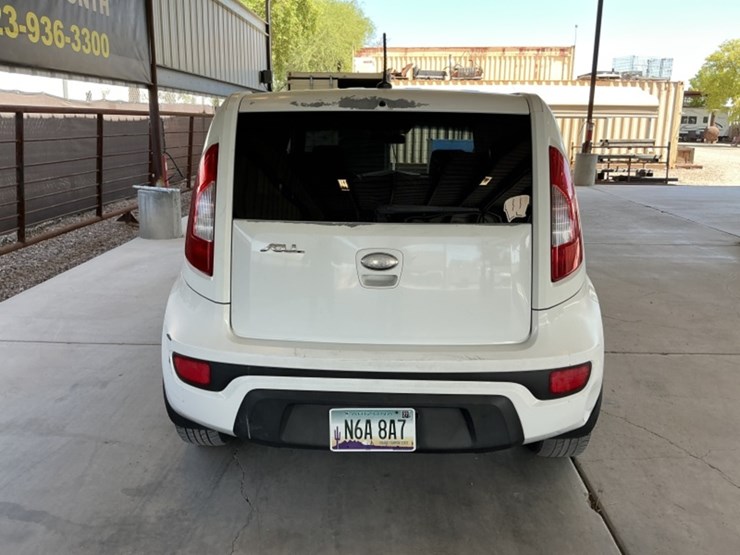 2013-kia-soul-crossover-image-6
