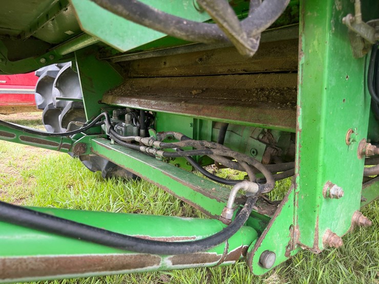 2011-john-deere-9770-sts-image-58