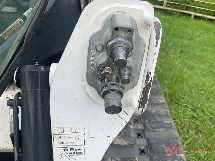 2019-bobcat-t770-image-12