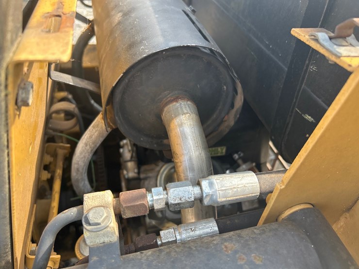 new-holland-l250-image-19