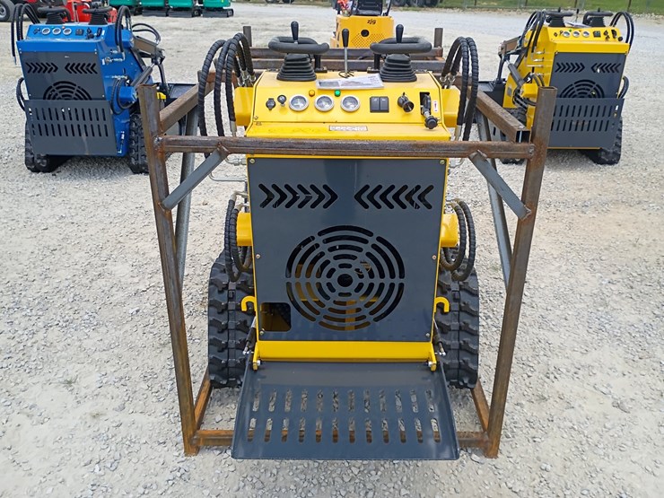 #l63-006-•-2026-zjg-380-mini-skid-steer-image-9