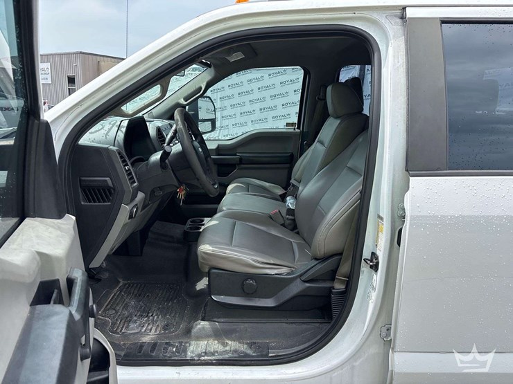 2017-ford-f350-image-13