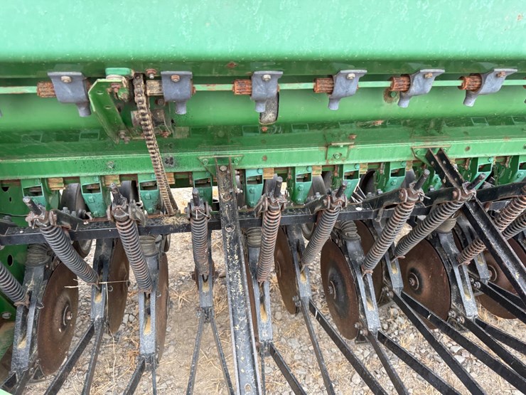 john-deere-450-image-17