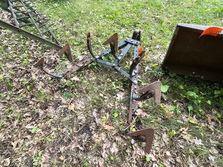 #6114-•-cultivator-attachment-image-1