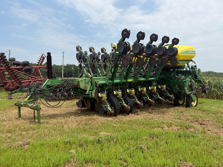 john-deere-1790-image-1