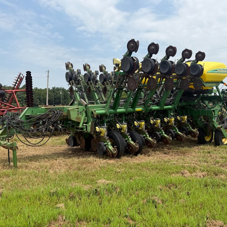 JOHN DEERE 1790