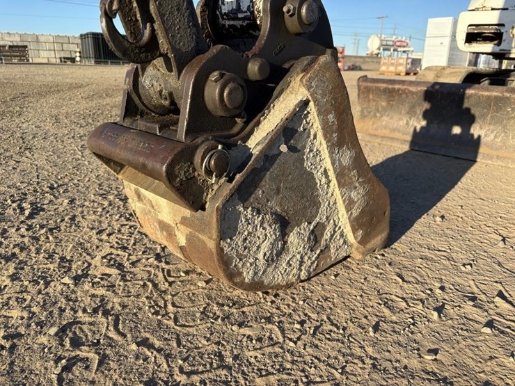 2004-bobcat-331g-image-12