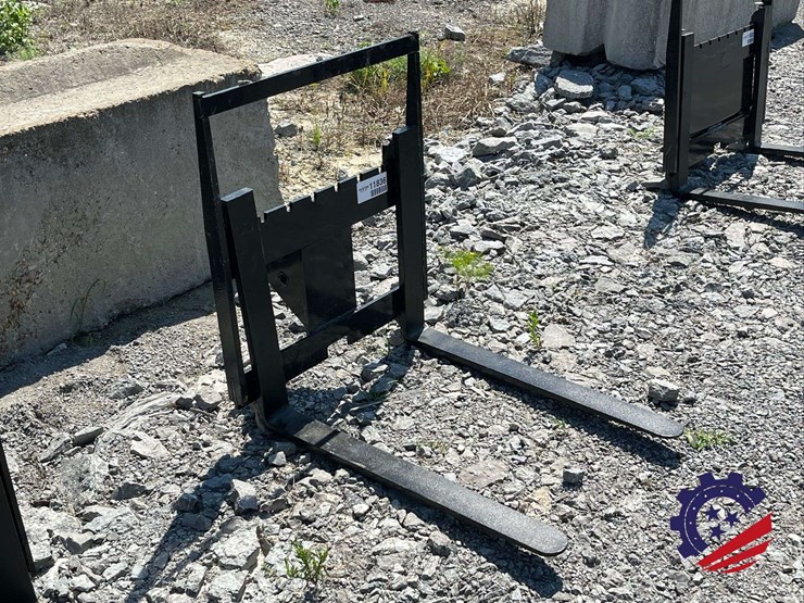 unused-2026-future-crawler-excavator-forks-image-7