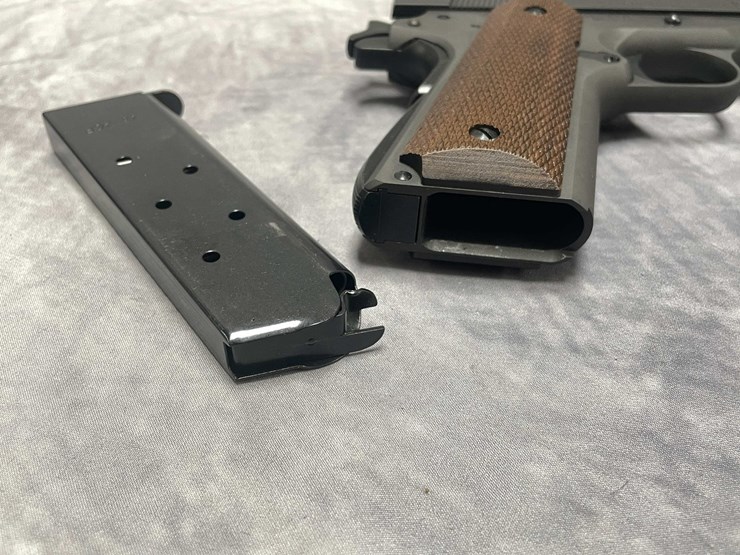 #10864-•-springfield-arms-milspec-1911,-45-acp-semi-auto-pistol,-sn:-nm991659-image-15