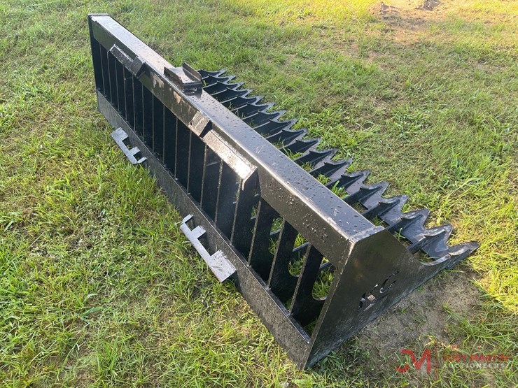 new-75"-skeleton-bucket-skid-steer-attachment-image-3