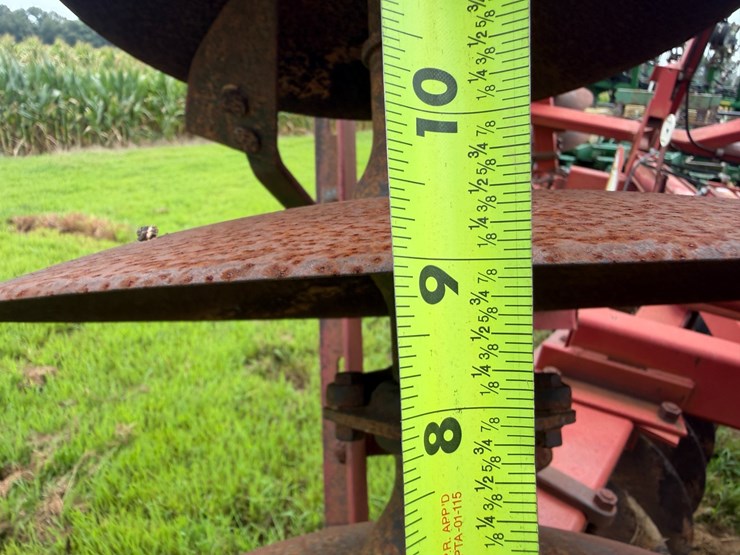 case-ih-3950-image-66