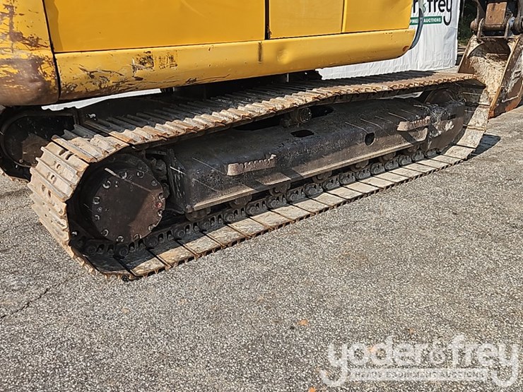 2018-deere-130g-image-14