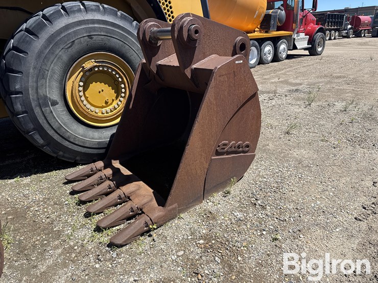 esco-excavator-bucket-image-1