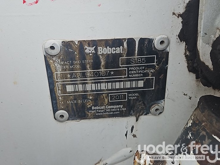 2011-bobcat-s185-image-33