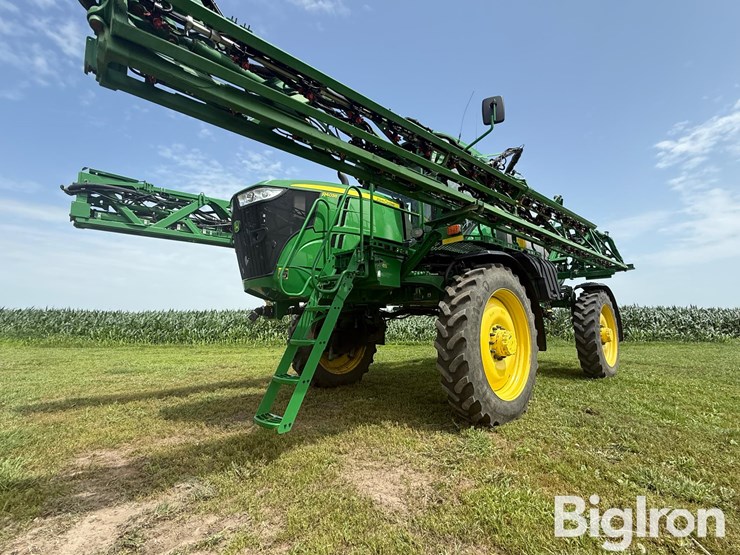 2020-john-deere-r4038-image-9