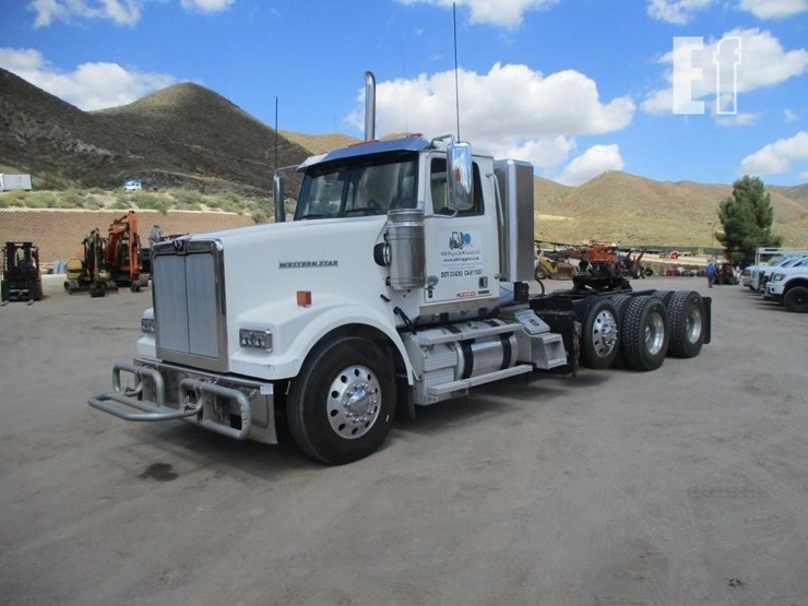 2019-western-star-4900-image-1