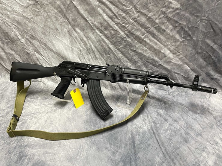 #10694-•-romar-wasr-10/63,-7.62x39-semi-auto-rifle,-sn:-1976fz2452-image-1