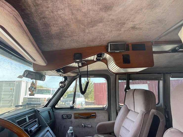 1988-chevrolet-g20-image-28