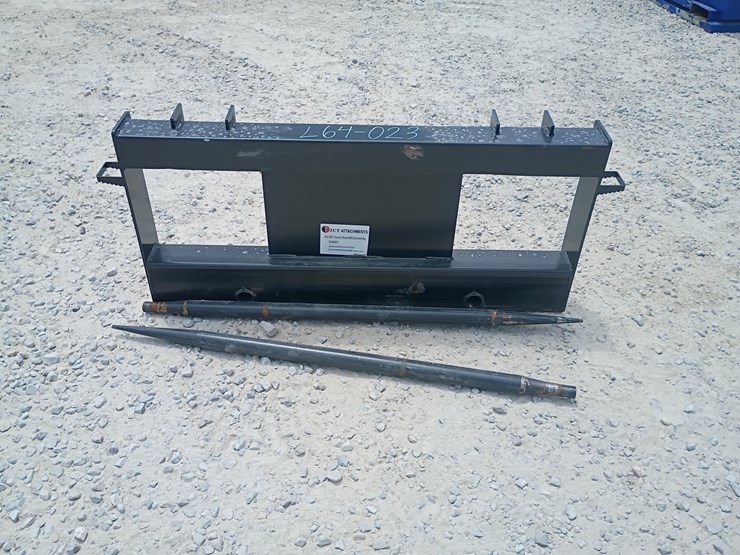 #l64-023-•-jct-bale-spear-skid-steer-attachment-image-1