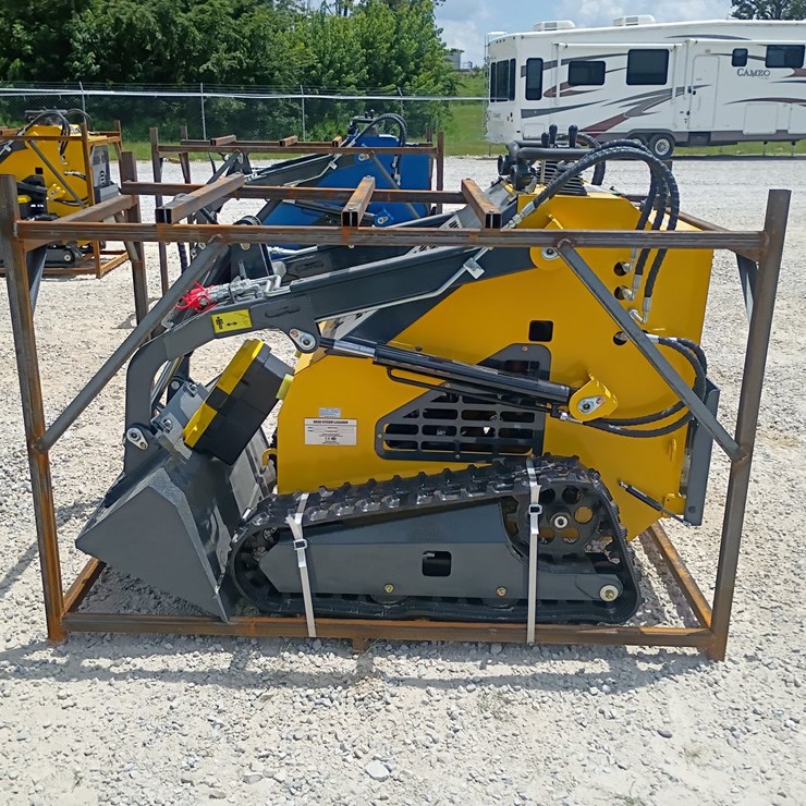 #L63-006 • 2026 ZJG 380 Mini Skid Steer
