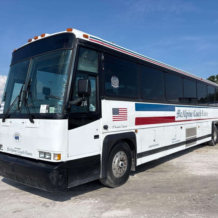 1997 MCI 102-DL3