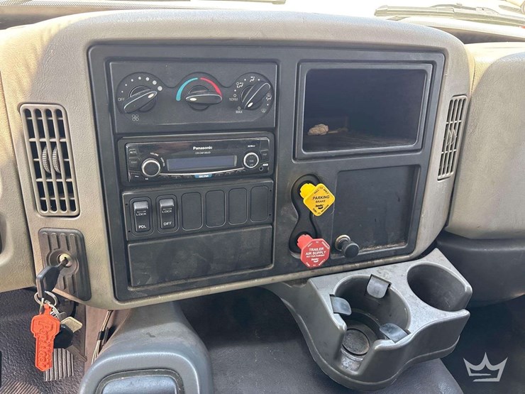 2016-international-workstar-7600-image-14