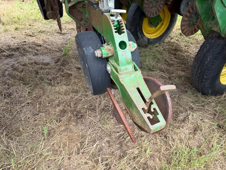 john-deere-1790-image-65