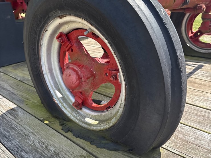 #29-•-farmall-model-m-image-5