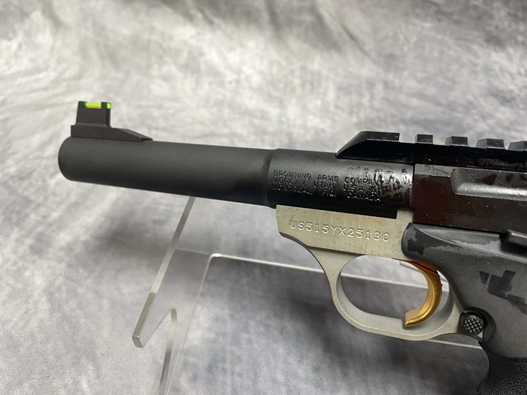 #10860-•-browning-buck-mark-,-22-lr-semi-auto-pistol,-sn:-us515yx25130-image-10
