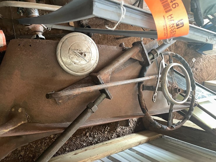 #1246-•-pile-of-classic-car-parts-image-18