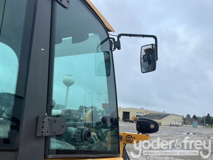 2021-volvo-l20h-image-15
