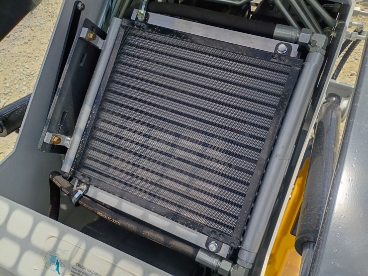 #l63-022-•-2026-zjg-380-mini-skid-steer-image-14
