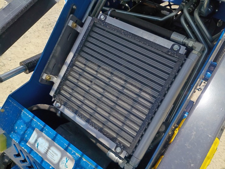 #l63-017-•-2026-zjg-380-mini-skid-steer-image-14
