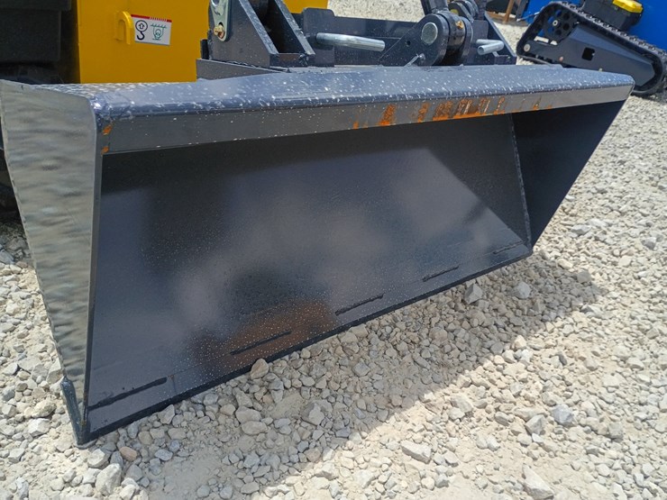 #l63-005-•-2026-zjg-380-mini-skid-steer-image-16