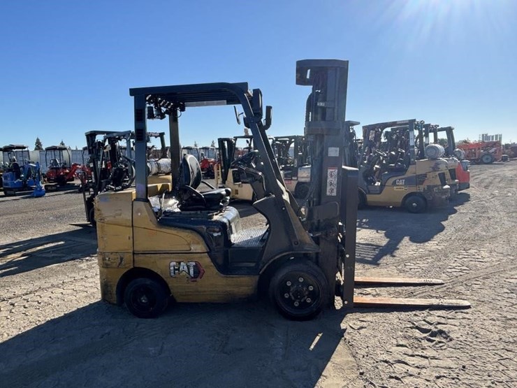 2020-caterpillar-2c6000-image-7