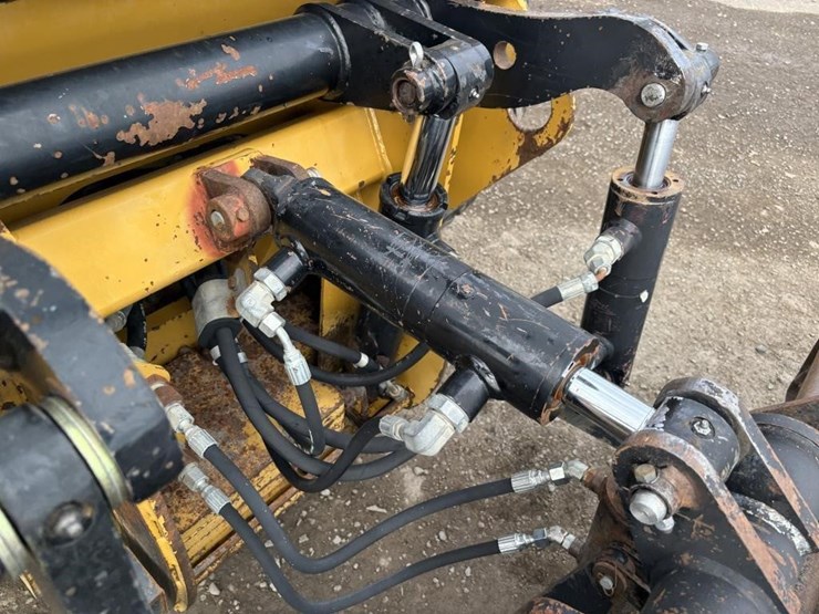 2007-caterpillar-414e-image-23
