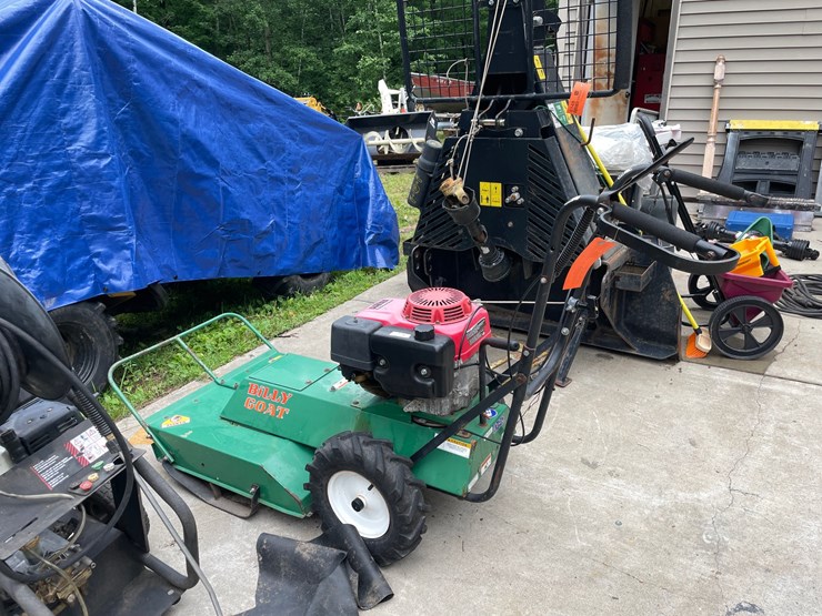 #6147-•-billy-goat-walk-behind-brush-cutter-image-1