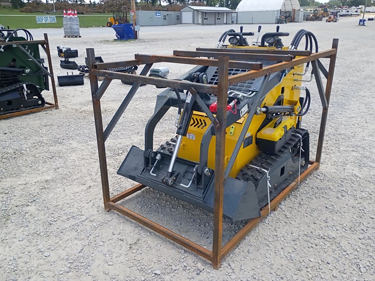 #l63-013-•-2026-zjg-380-mini-skid-steer-image-8