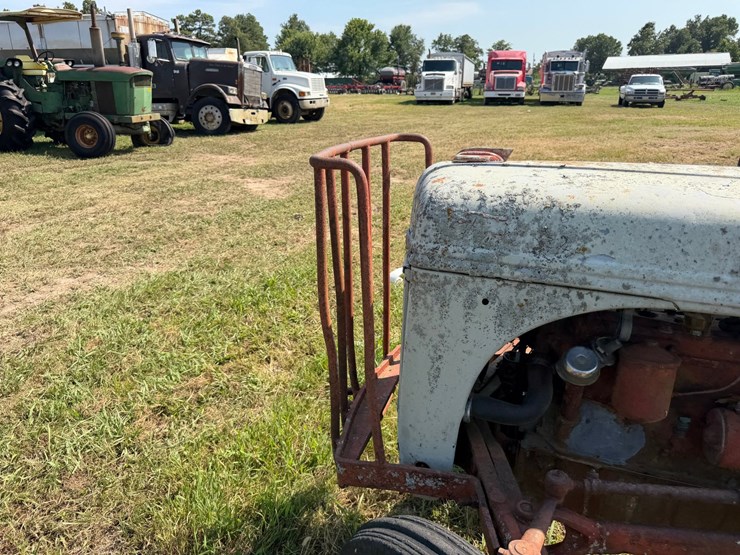 ford-tractor-image-20