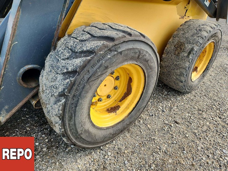deere-326d-image-31