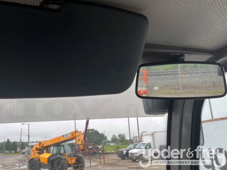 2021-volvo-l20h-image-32