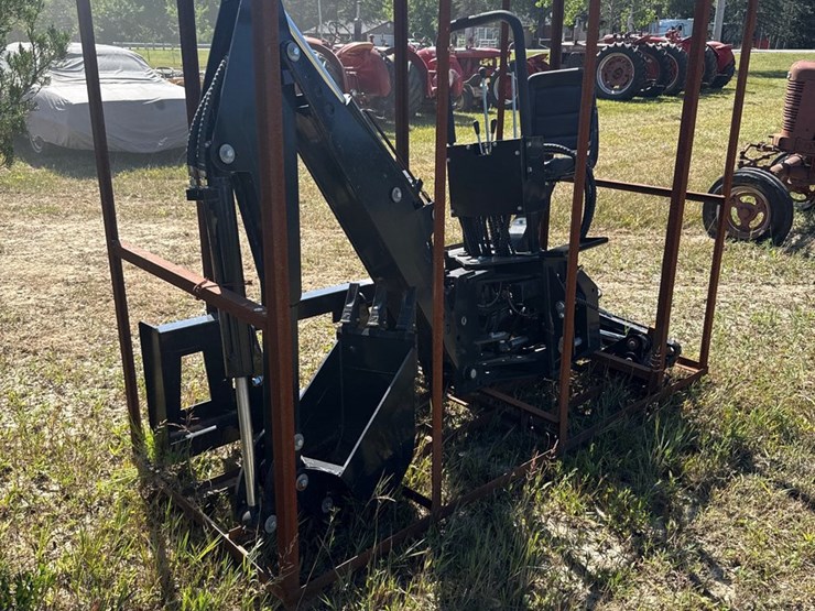 #2258-•-agt-skidsteer-mount-backhoe-image-6