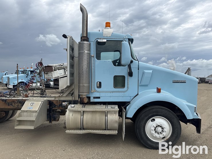 2007-kenworth-t800-image-15