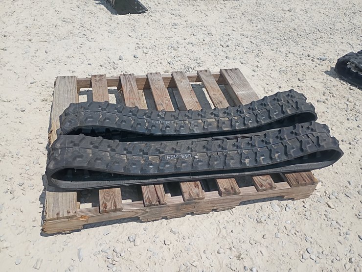 #l63-054-•-mini-rubber-tracks-image-3