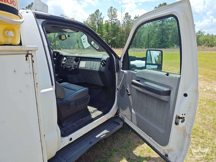 2013-ford-f450-image-53