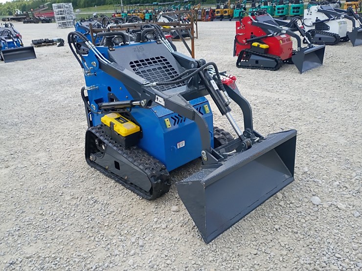 #l63-007-•-2026-zjg-380-mini-skid-steer-image-6