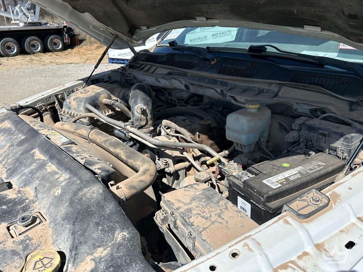 2014-dodge-2500-image-8
