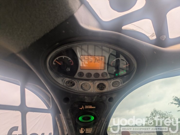 2019-bobcat-t770-image-9