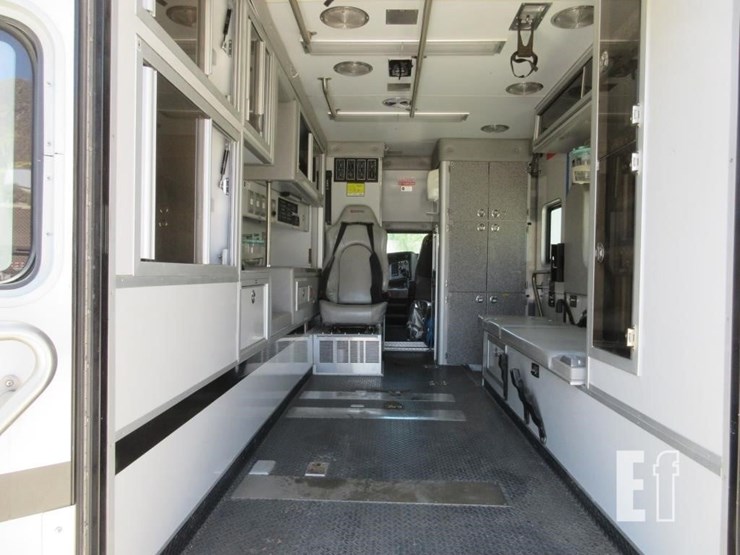 2016-kenworth-t270-image-17